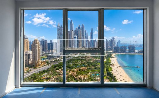 Apartment in Palm Jumeirah, Dubai, United Arab Emirates 1