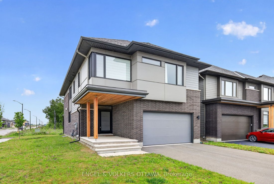 House in Ottawa, Ontario, Canada 3 - 18160486