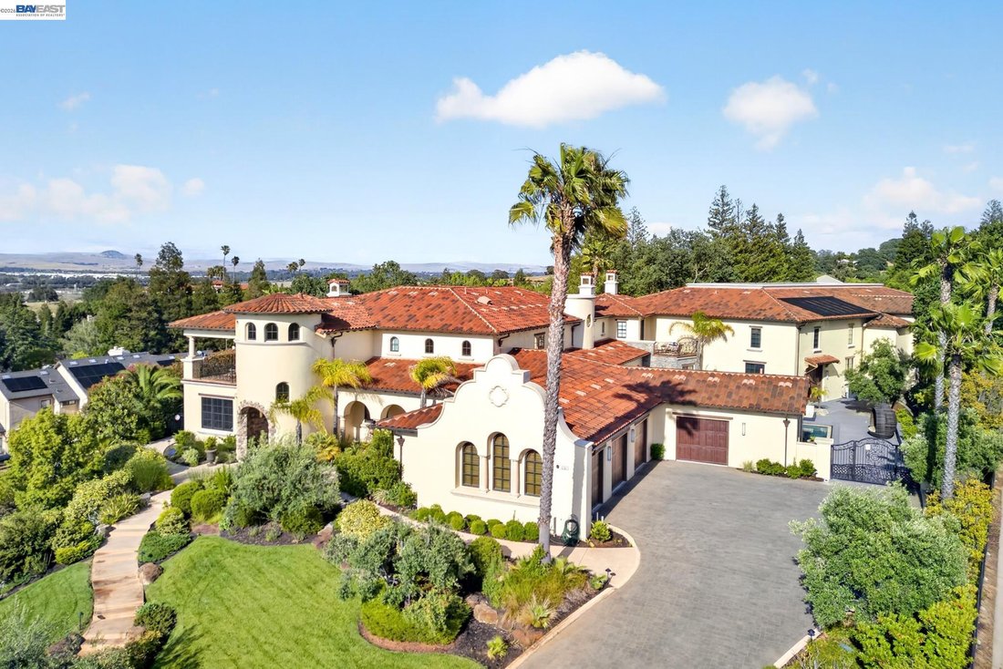 House in Pleasanton, California, United States 1 - 18162759