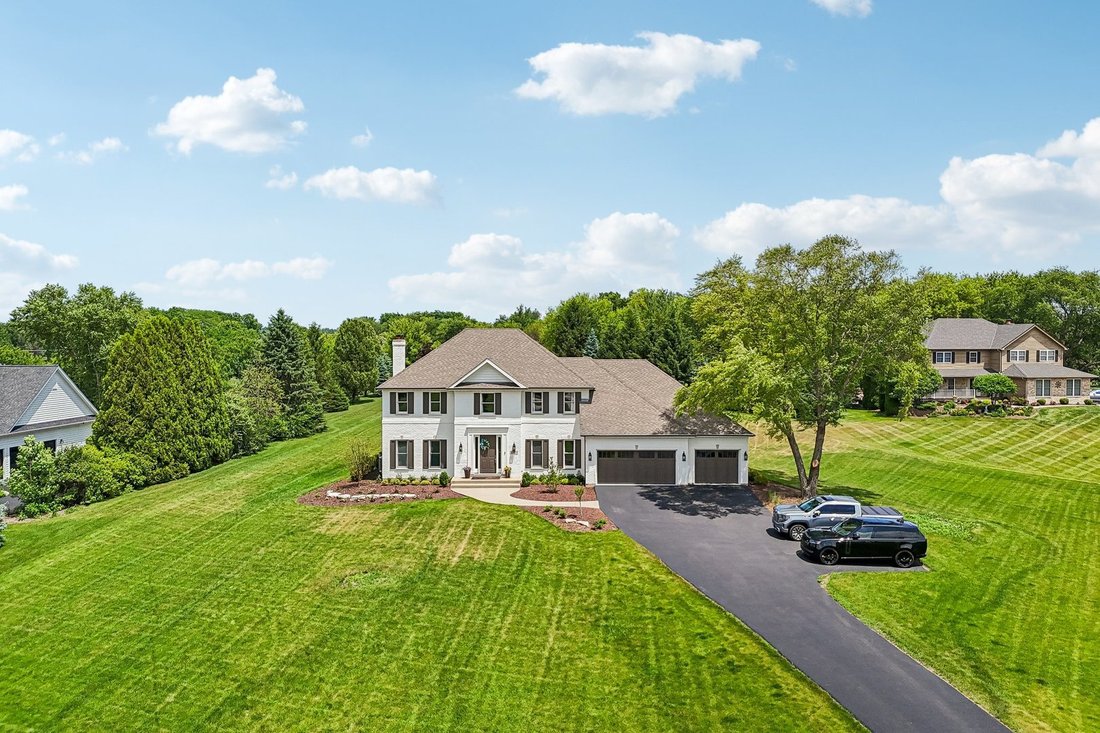House in Campton Hills, Illinois, United States 3 - 18159497