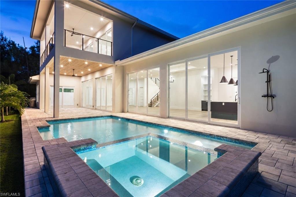 House in Naples, Florida, United States 3 - 18162120