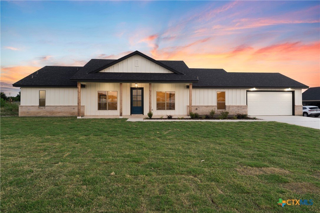 House in Lorena, Texas, United States 1 - 18157806