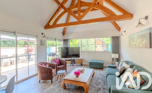 House in Montigny-sur-Loing, Ile-de-France, France 1