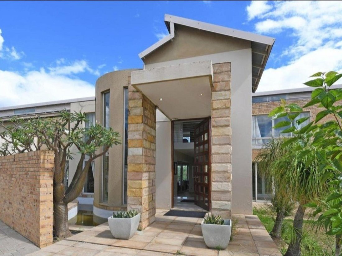 Country House in Saddlebrook Estate, Gauteng, South Africa 2 - 18157056