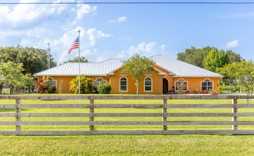 House in Buckhead Ridge, Florida, United States 1