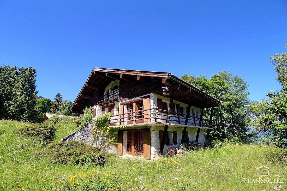 Chalet in Saint-Gervais-les-Bains, Auvergne-Rhône-Alpes, France 2 - 18155947