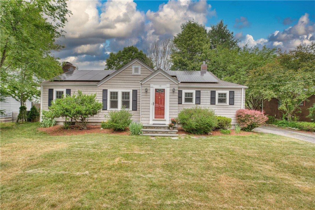 House in Barrington, Rhode Island, United States 1 - 18162346