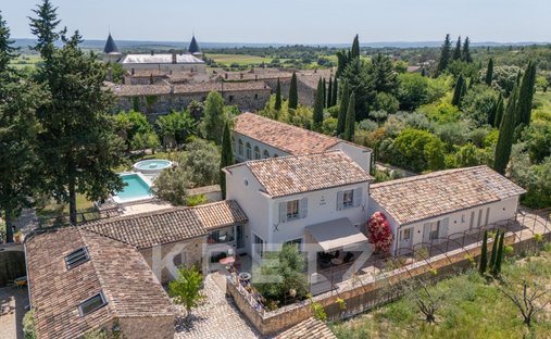 Estate in Uzès, Occitania, France 1