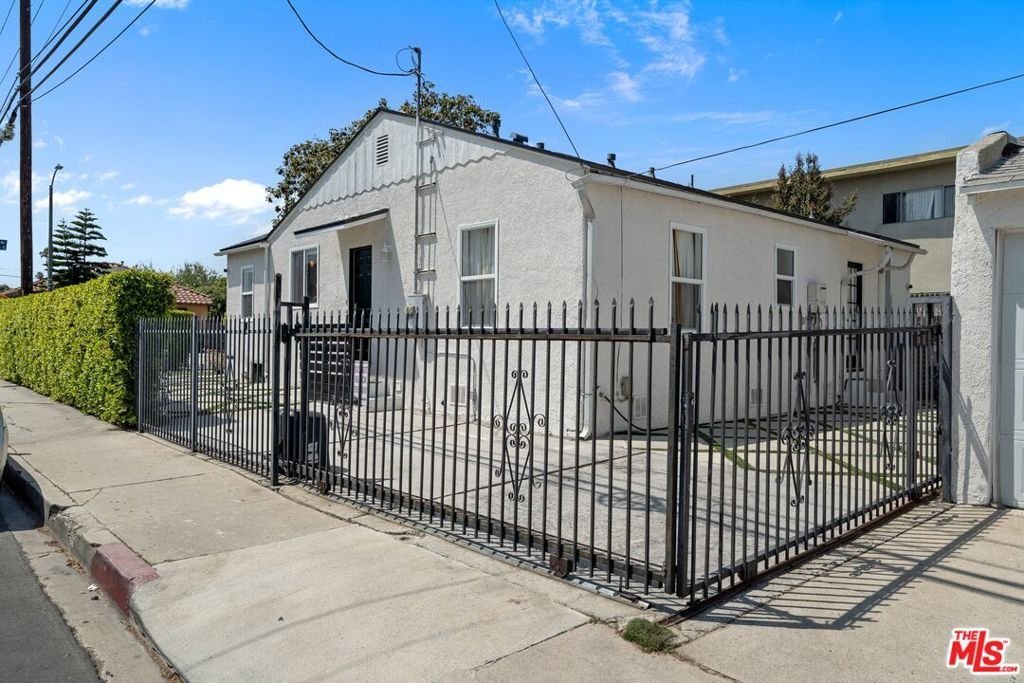 House in Los Angeles, California, United States 2 - 18162910