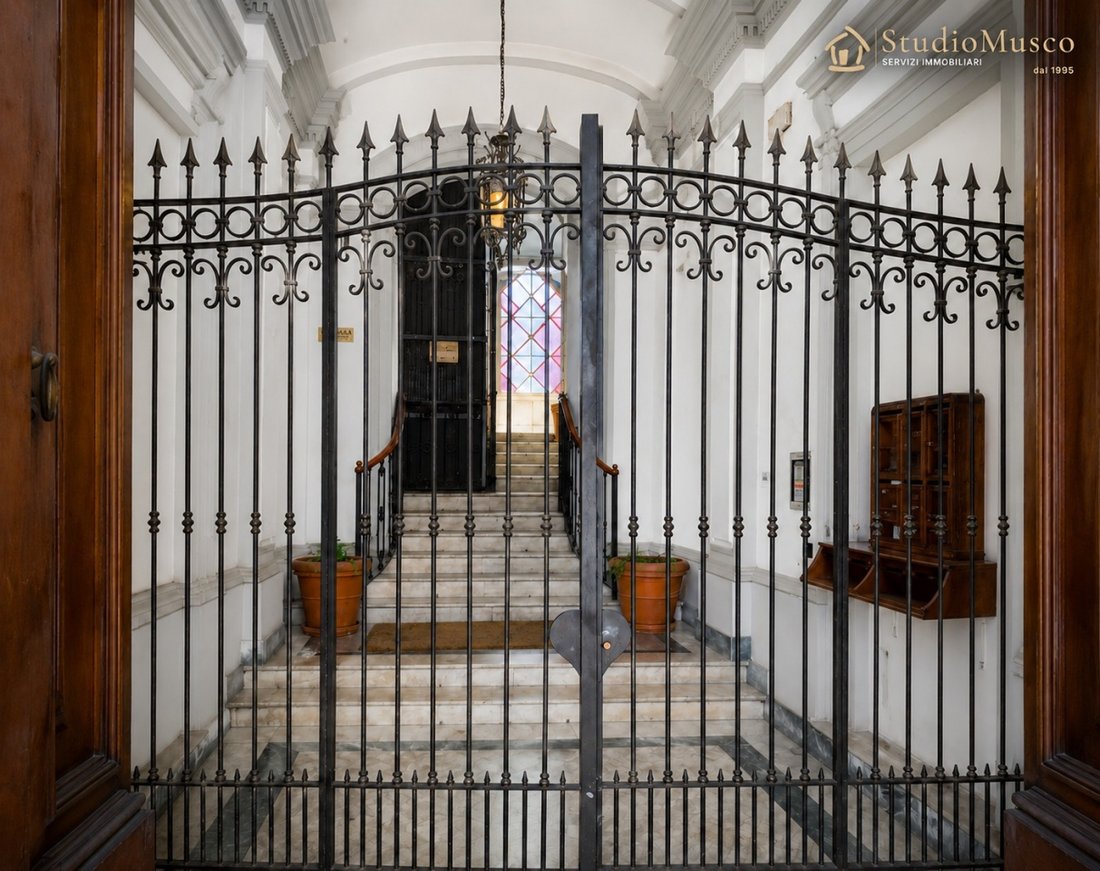 Apartment in Vomero, Naples, Campania 4 - 18156315