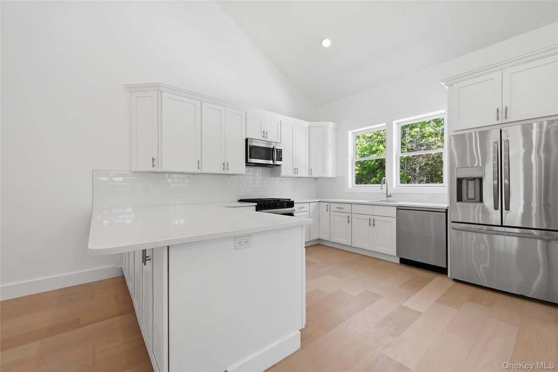 Condo in Westhampton, New York, United States 1 - 18164852