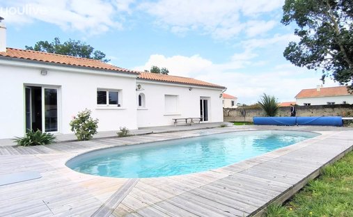 Casa a Bouin, Paesi della Loira, Francia 1