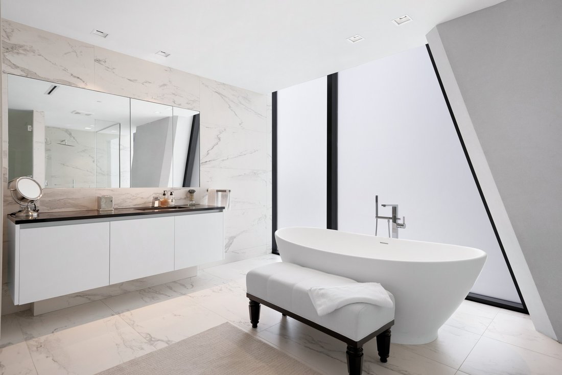 Condo in Miami, Florida, United States 5 - 18154098