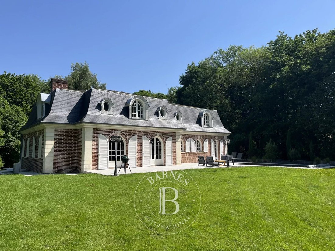 Estate in Moncheaux-lès-Frévent, Hauts-de-France, France 2 - 18156482