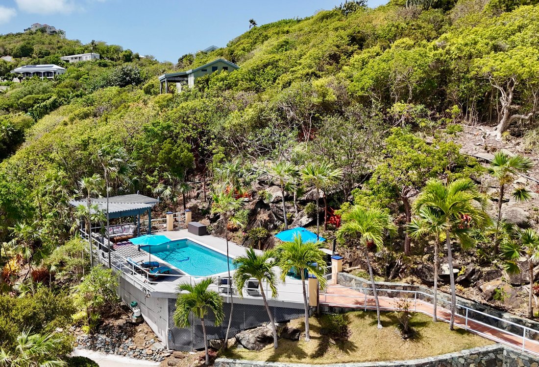 House in Peterborg, St. Thomas, U.S. Virgin Islands 2 - 18168091