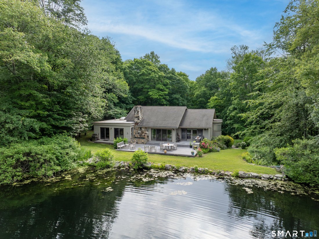House in Stamford, Connecticut, United States 2 - 18164934
