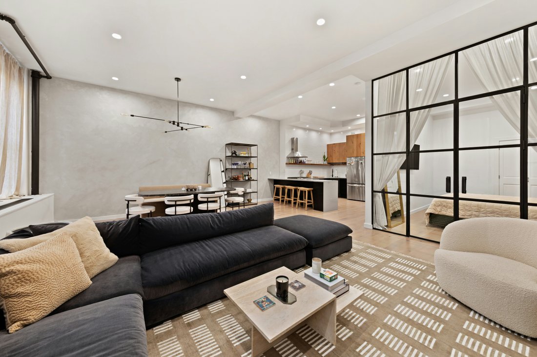 Co Op in New York, New York, United States 5 - 18150315