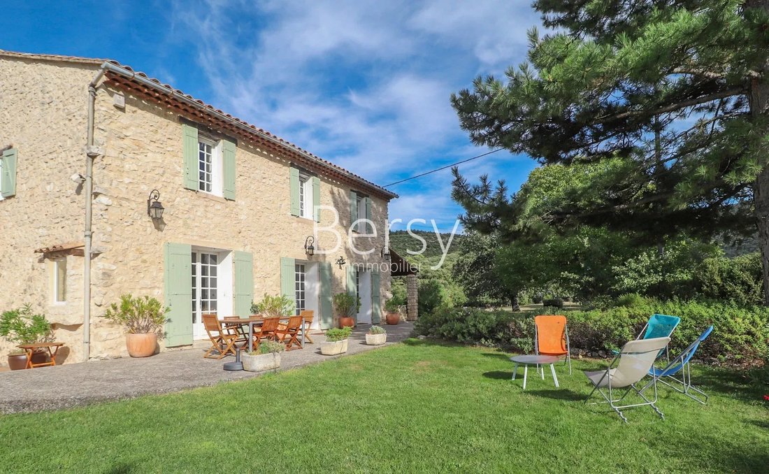Country House in La Ville, L'Isle-sur-la-Sorgue, France 4 - 18169853