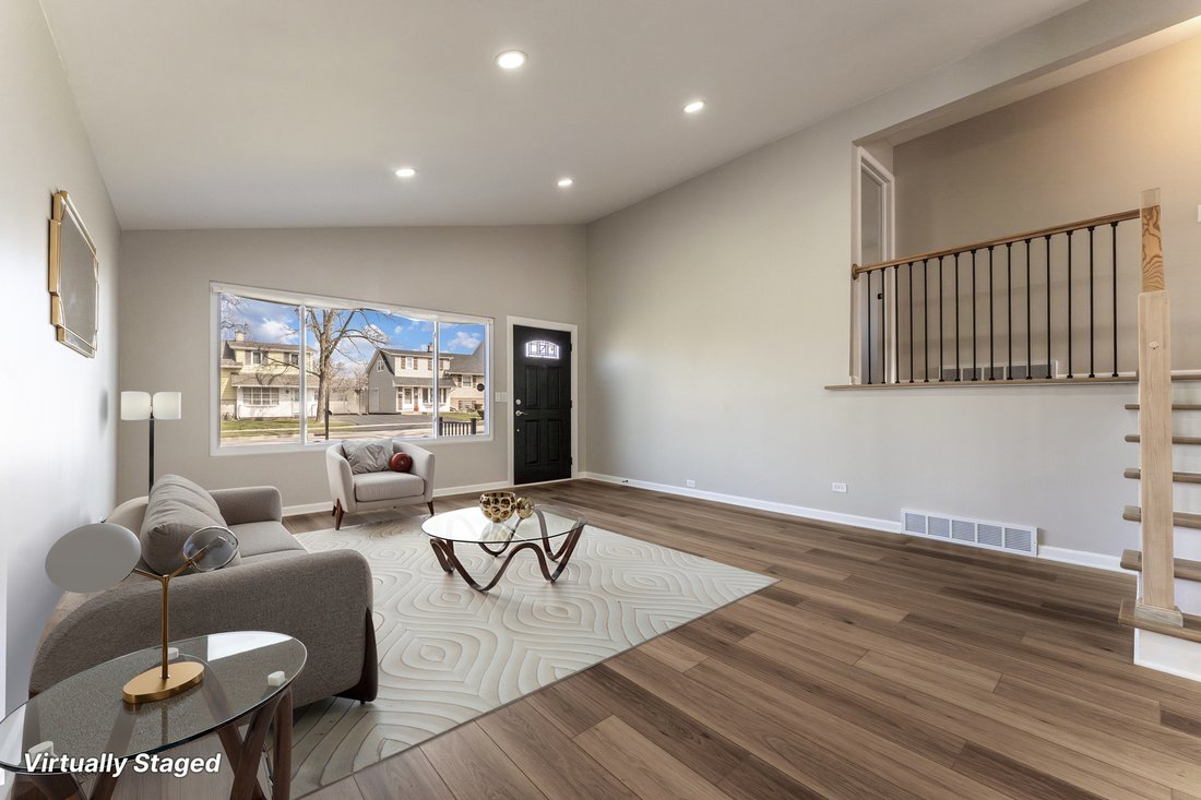 House in Elmhurst, Illinois, United States 2 - 18168660