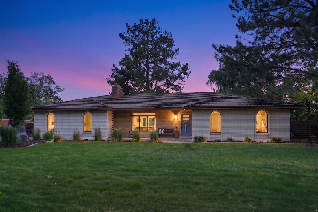 House in Sandy, Utah, United States 1 - 18154841