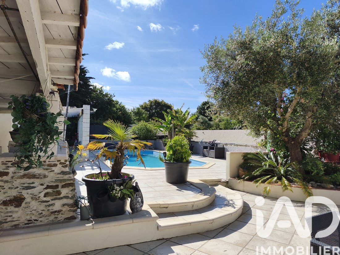 House in La Plaine-sur-Mer, Pays de la Loire, France 2 - 17658061