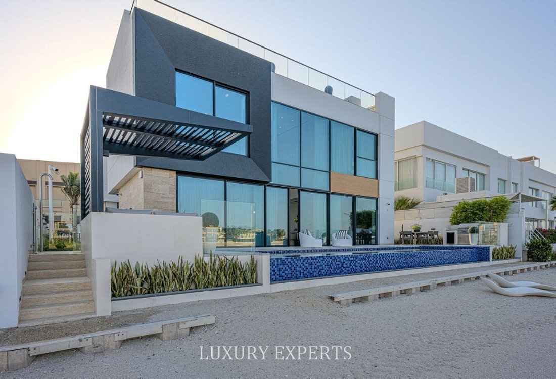 Villa in Palm Jumeirah, Dubai, United Arab Emirates 1 - 18155646