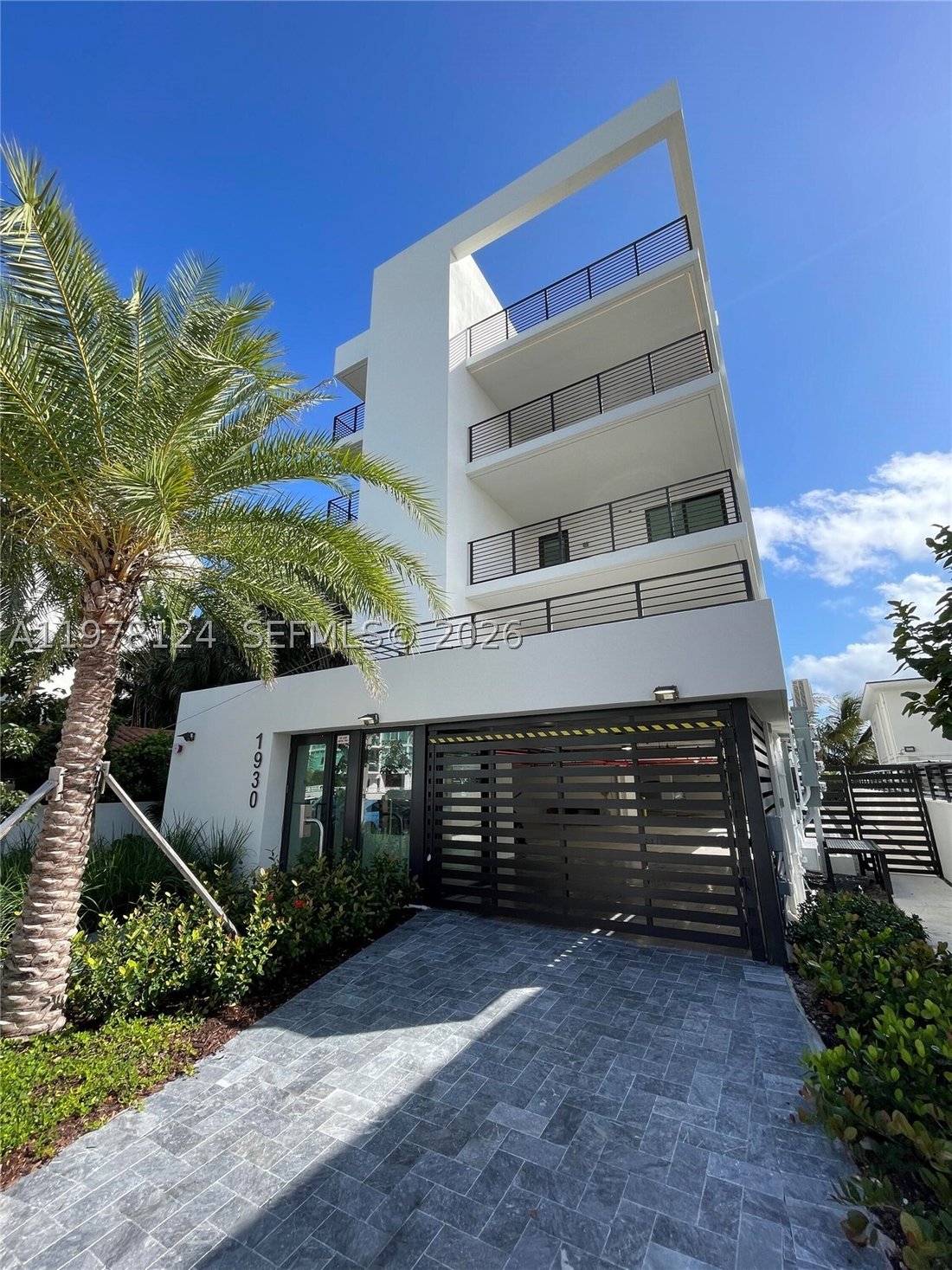 Condo in Miami Beach, Florida, United States 5 - 17360416