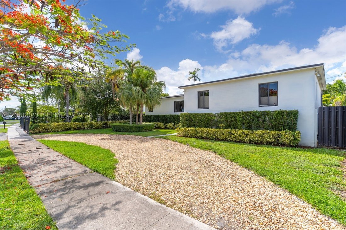 House in Miami, Florida, United States 2 - 18160158