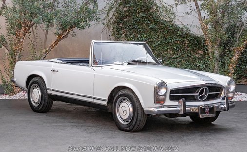 Mercedes-Benz 230SL in Los angeles, ca 1