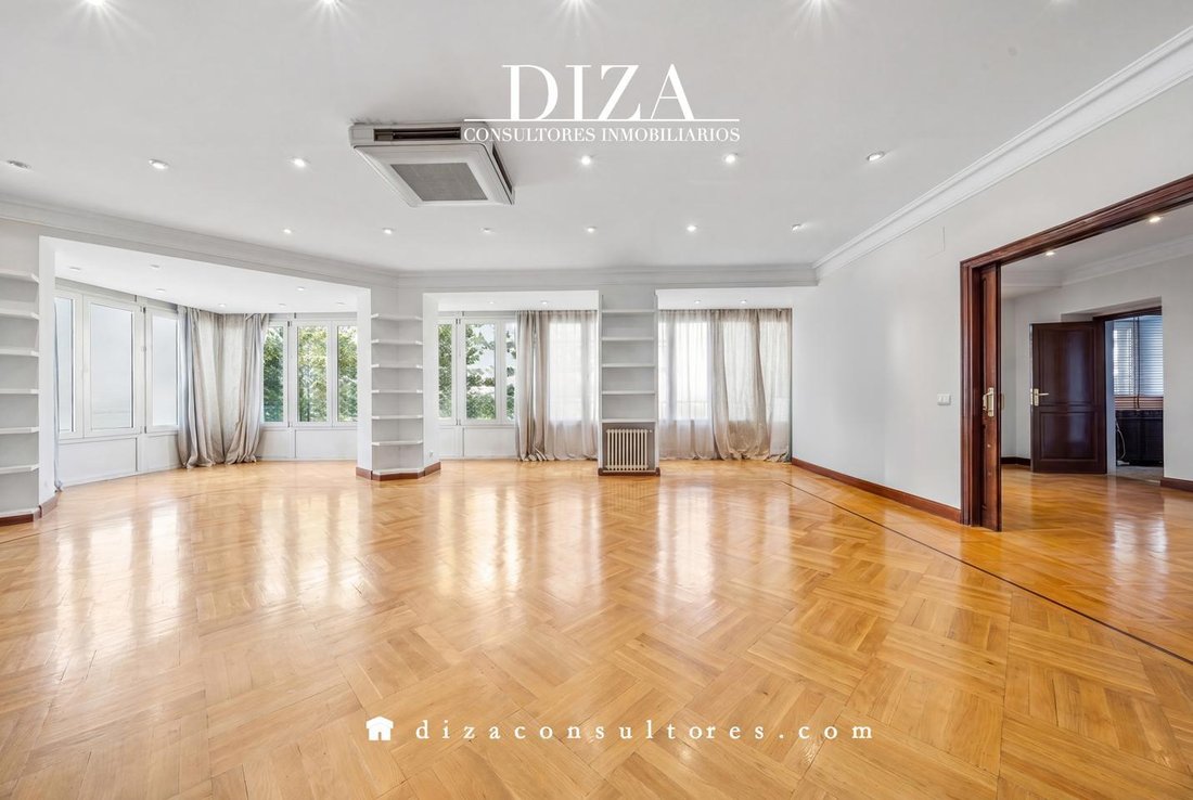 Apartment in Barrio Salamanca, Madrid, Spain 2 - 18160717