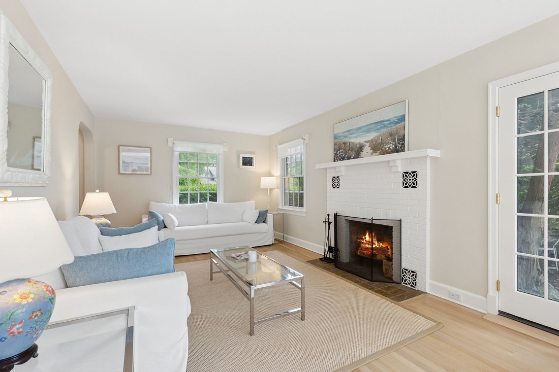 Southampton, New York, United States 5 - 16185101