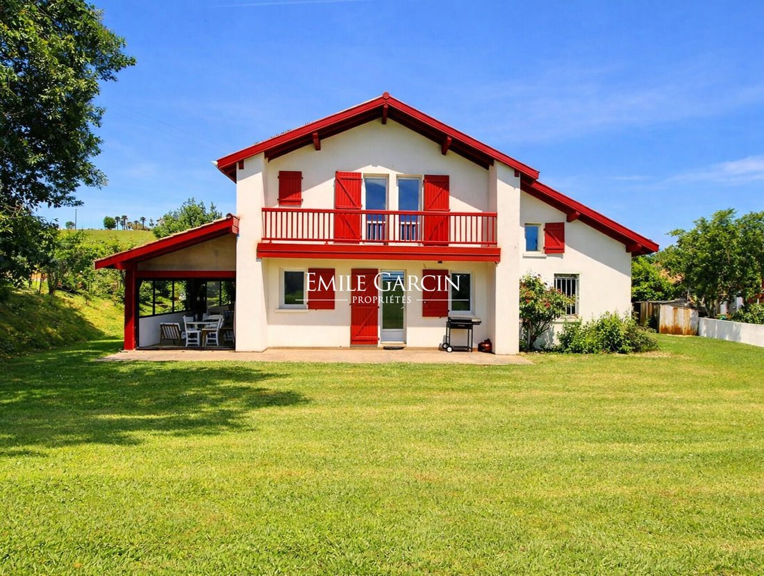 Villa in Ahetze, Nouvelle-Aquitaine, France 1 - 18156963