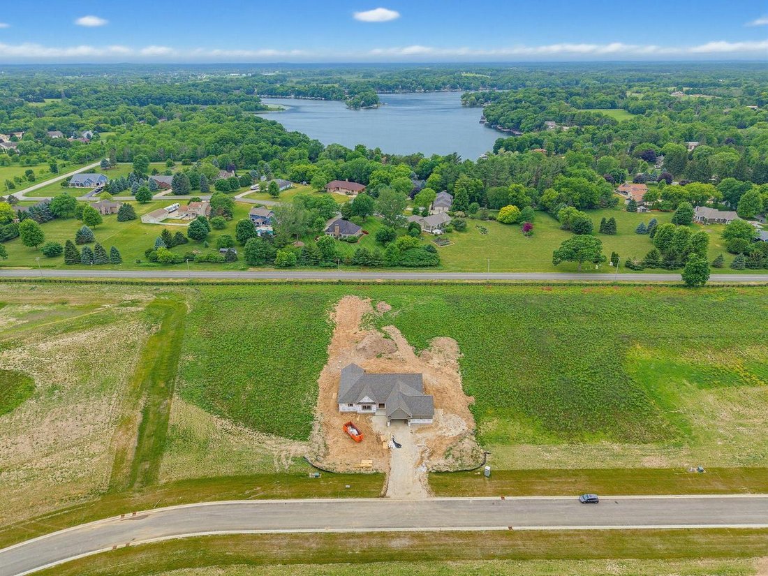 House in Sussex, Wisconsin, United States 5 - 18168506