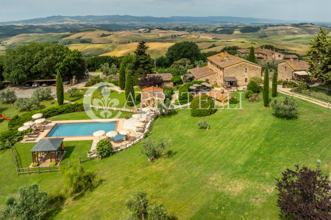 Country House in Gambassi Terme, Tuscany, Italy 4 - 18159388
