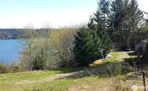 Land in Lilliwaup, Washington, United States 1