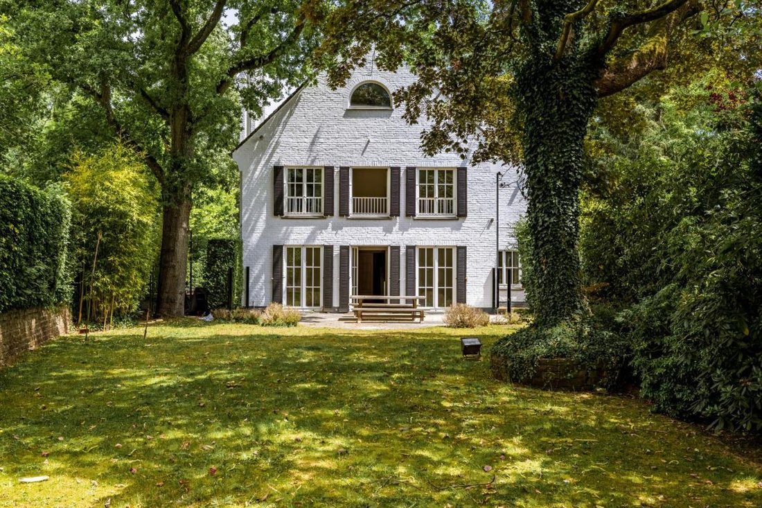 House in Uccle, Brussels, Belgium 1 - 18161669