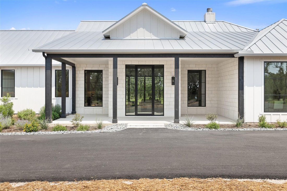 House in Round Mountain, Texas, United States 4 - 18158480