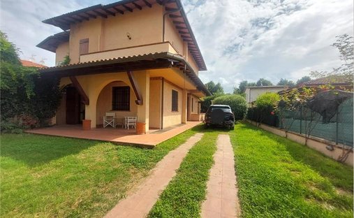 Villa in Center, Forte dei Marmi, Tuscany 1