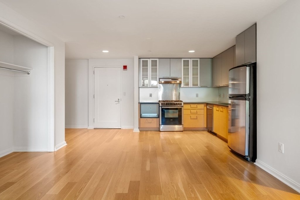 House in Cambridge, Massachusetts, United States 4 - 18162126
