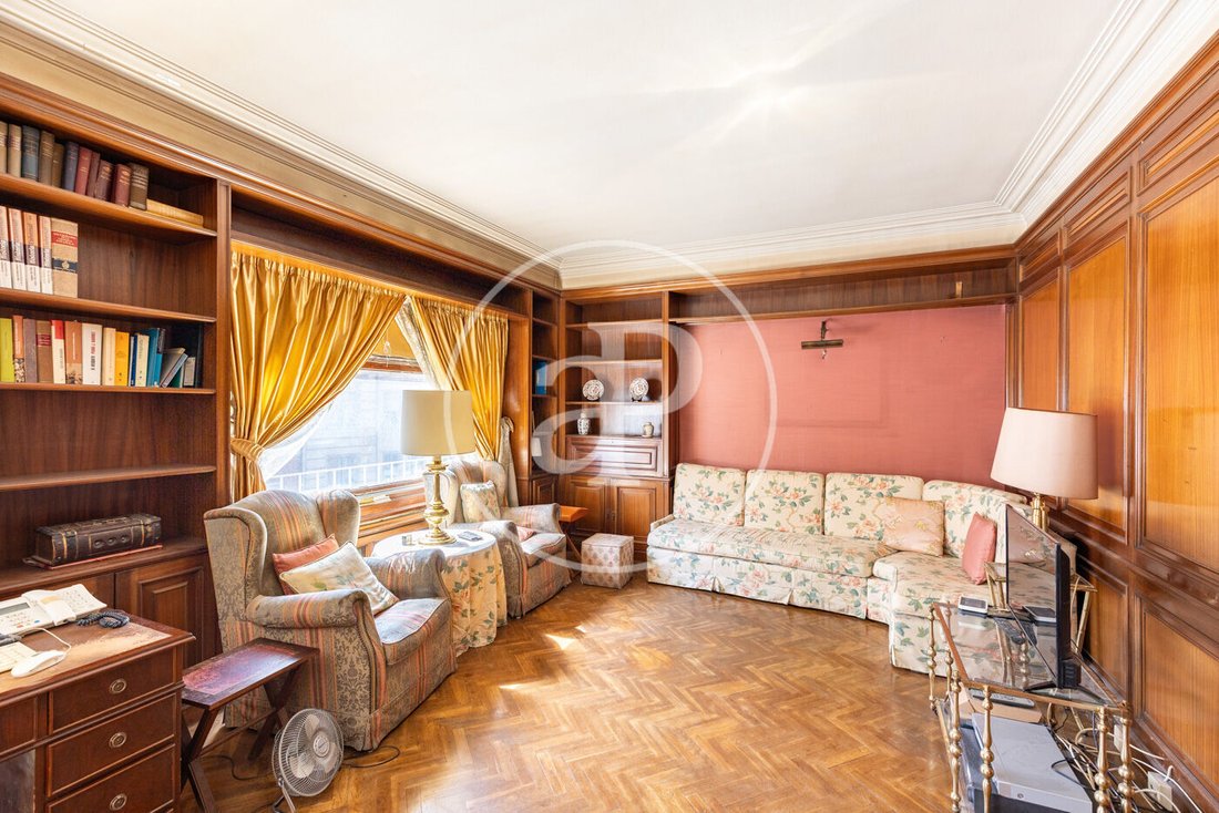 Apartment in Sarrià-Sant Gervasi, Barcelona, Spain 5 - 18163486