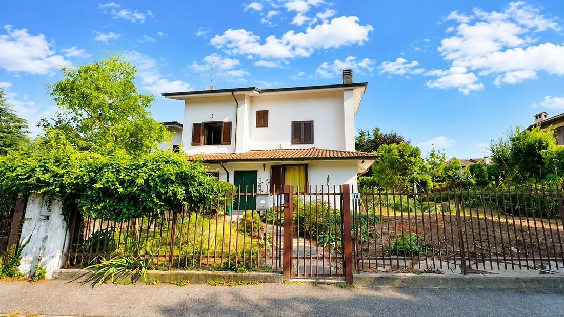 House in Oreno, Vimercate, Lombardy 1 - 14916960