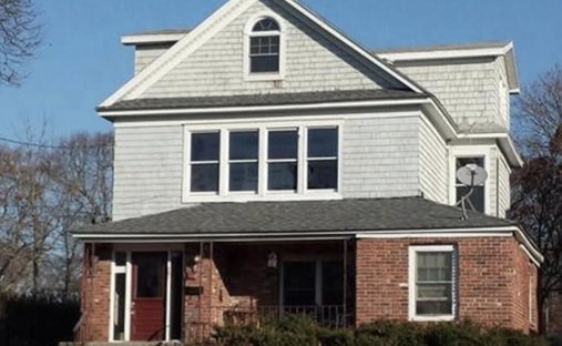 House in Oakhurst, New Jersey, United States 1