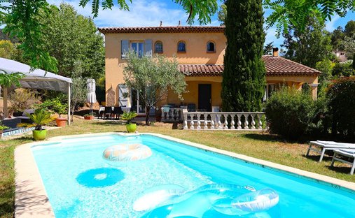 Casa en Le Tignet, Provenza-Alpes-Costa Azul, Francia 1