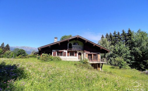 Chalet in Saint-Gervais-les-Bains, Auvergne-Rhône-Alpes, France 1