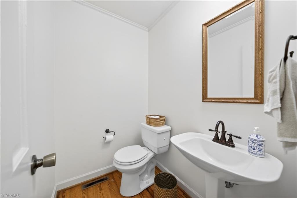 House in Asheboro, North Carolina, United States 5 - 18155053