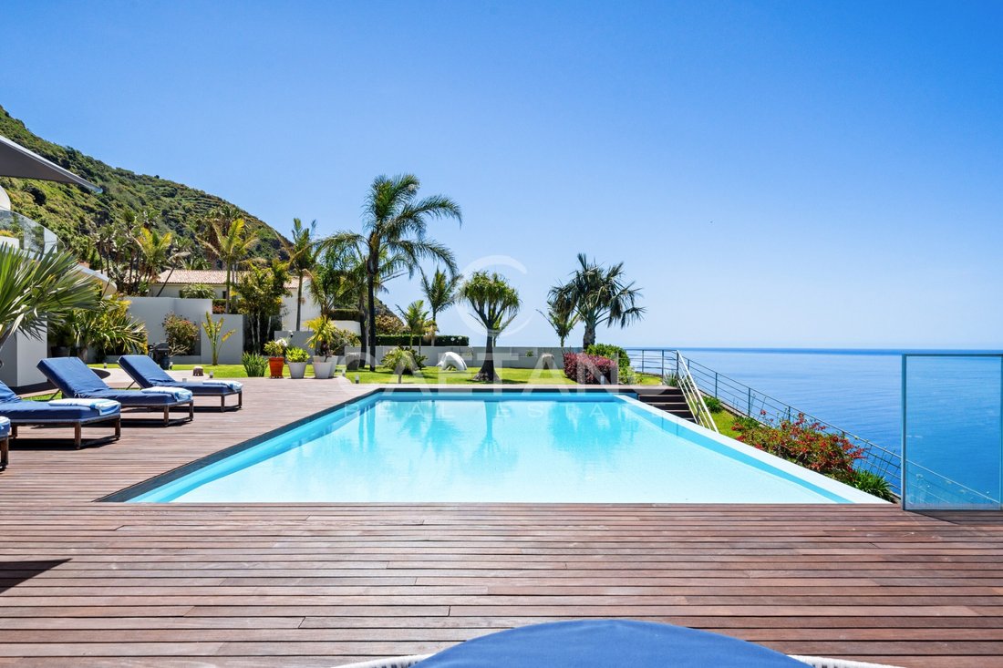 Villa in Arco da Calheta, Madeira, Portugal 1 - 17730937