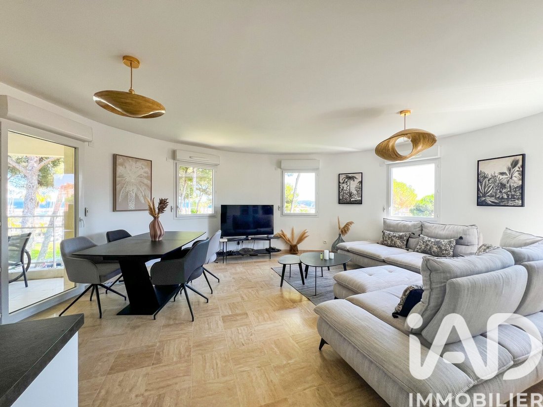 Apartment in Hyeres, Provence-Alpes-Côte d'Azur, France 1 - 18169498