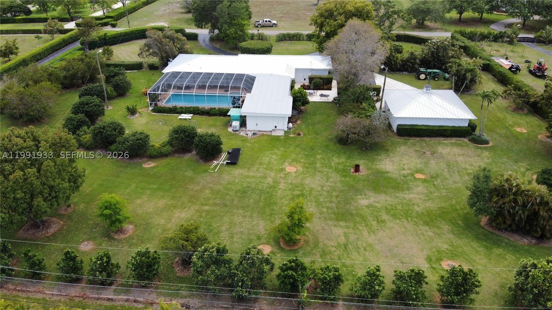 House in Homestead, Florida, United States 5 - 17670279