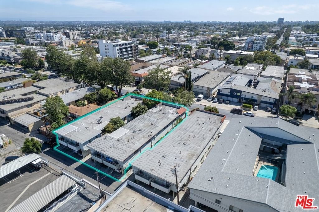 Los Angeles, California, United States 4 - 18162909