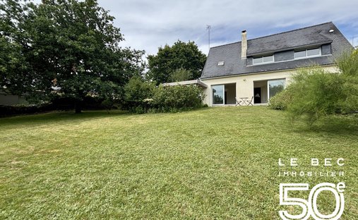 House in Ouest Péri-Centre Ville, Vannes, France 1